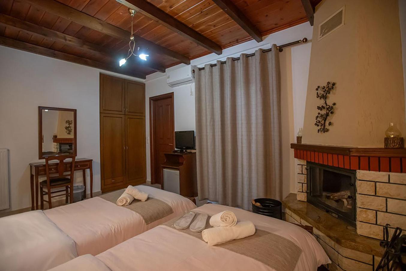 Guesthouse Moucha Bagian luar foto